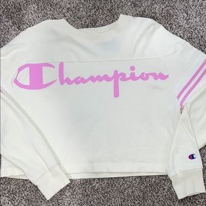 champion cropped shirt